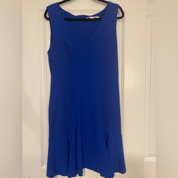 Diane Von Furstenberg Dresses & Skirts - Diane Von Furstenburg Dress Size 14